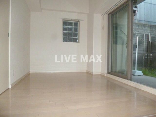 エステムプラザ京都御所ノ内REGIAの物件内観写真