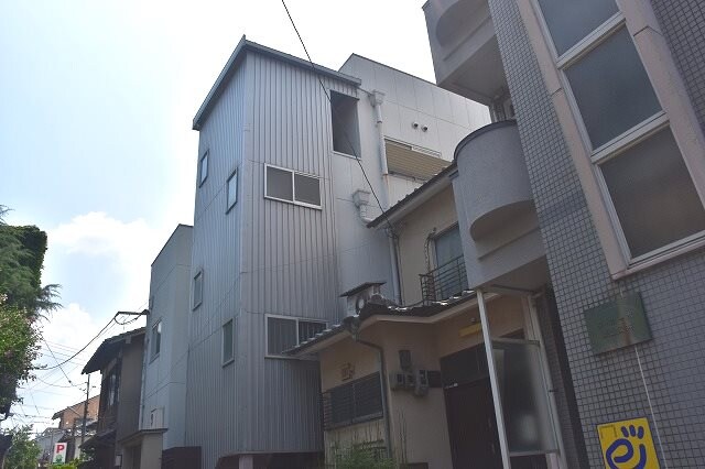 清風ハイツの物件外観写真