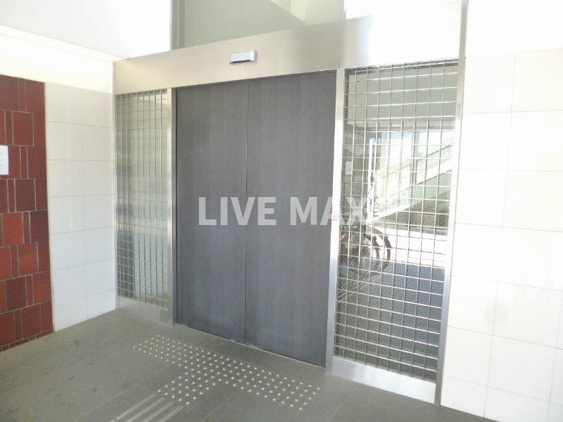 プレサンスNEO京都烏丸の物件外観写真