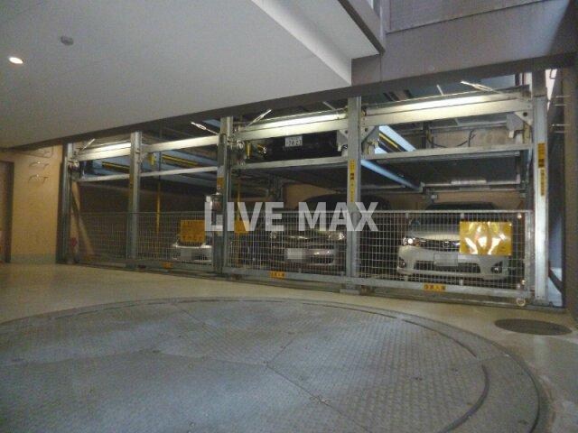 プレサンスNEO京都烏丸の物件外観写真