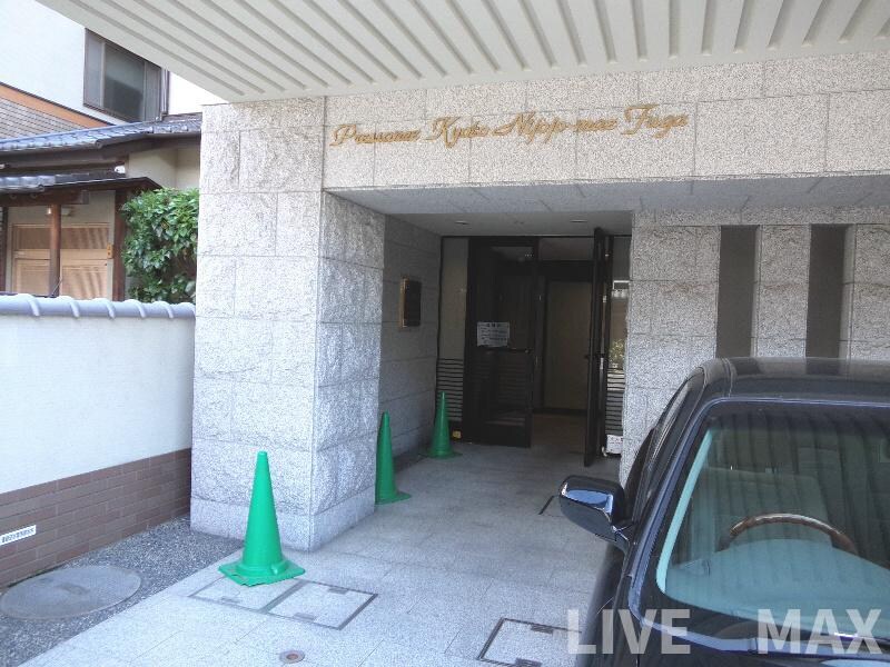 プレサンス京都二条城前風雅の物件外観写真