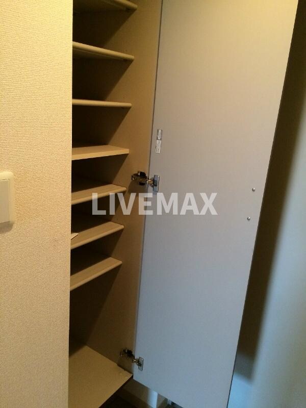 ヴェルキューブ石雲の物件内観写真