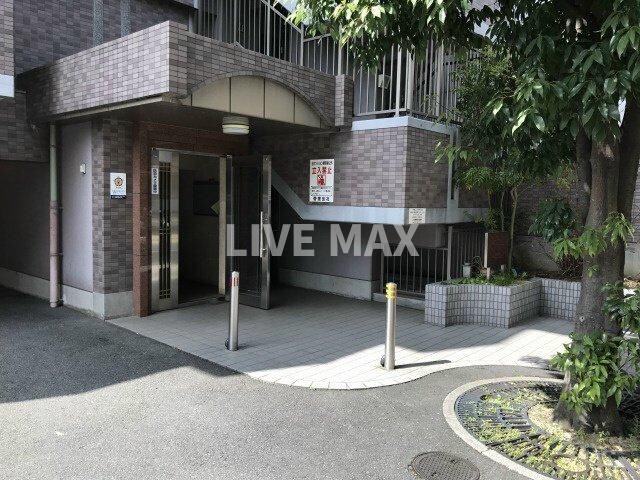 ヴィヴァーチェ四条大宮の物件外観写真