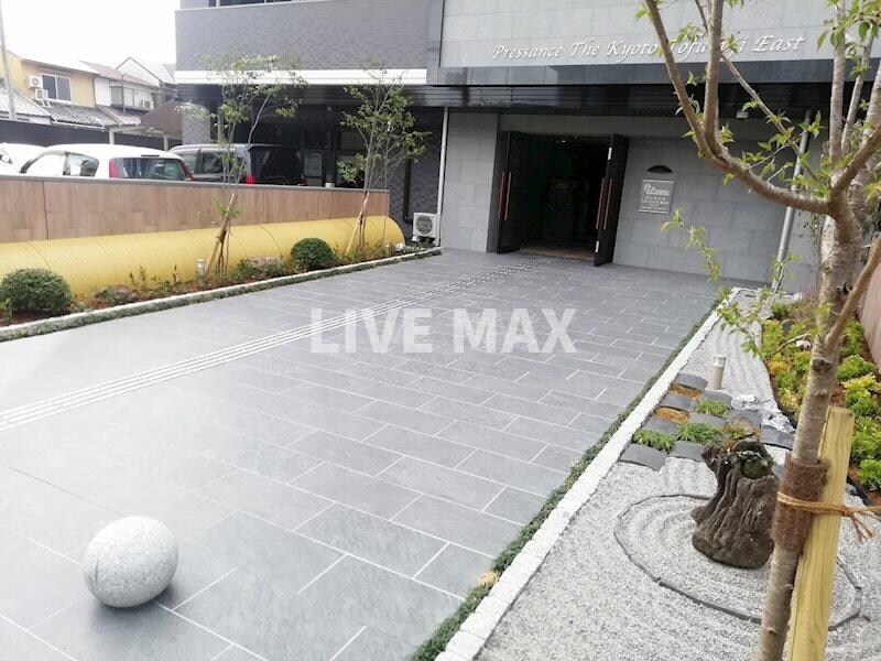 プレサンスTHE KYOTO 東福寺 EASTの物件外観写真