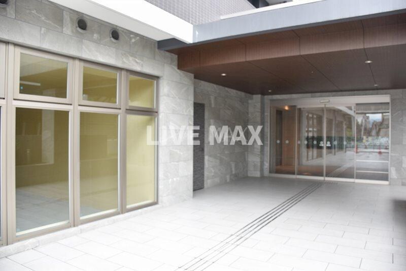 クリスタルグランツ京都西大路の物件外観写真