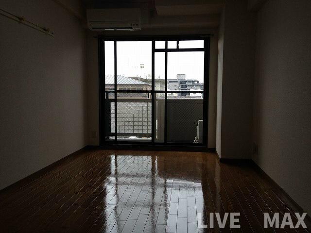 コモドエスペシオ勝山の物件内観写真