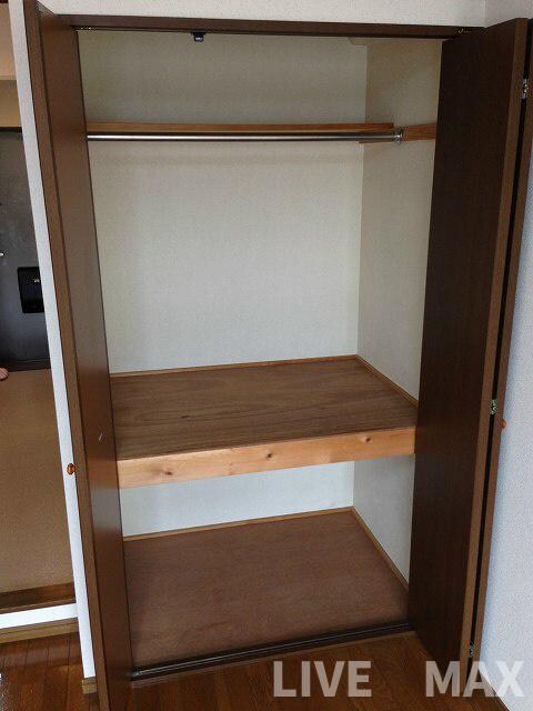 コモドエスペシオ勝山の物件内観写真