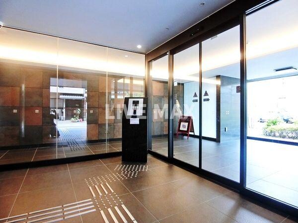 プレサンスロジェ京都烏丸五条の物件外観写真