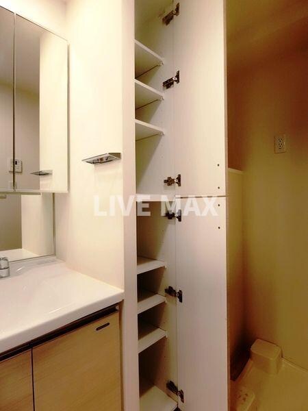 プレサンスロジェ京都烏丸五条の物件内観写真