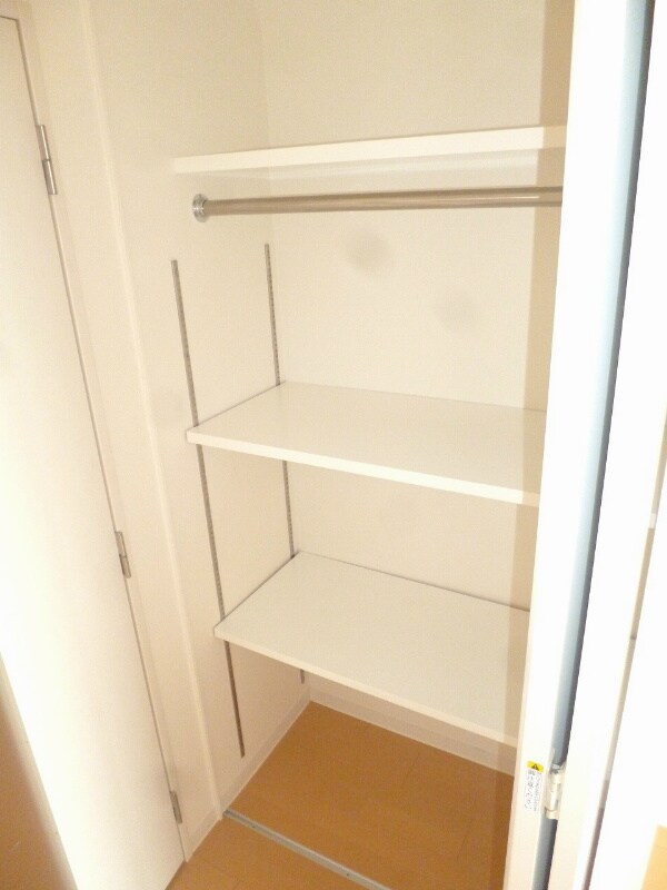 プレサンスNEO京都烏丸の物件内観写真