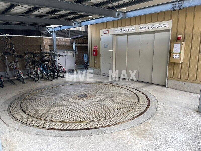 パインフィールド五条の物件外観写真