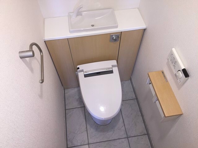 リーガル京都烏丸御池の物件内観写真