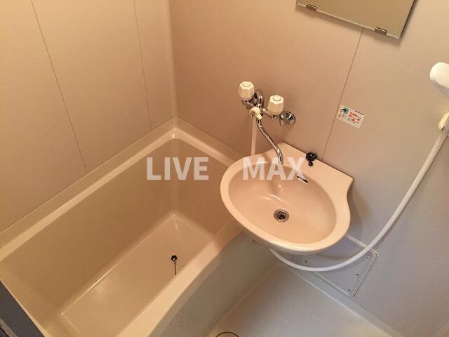 早川マンションの物件内観写真