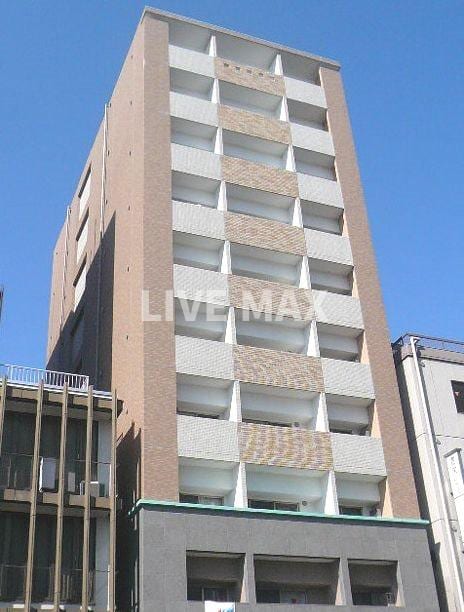 Royal烏丸の物件外観写真