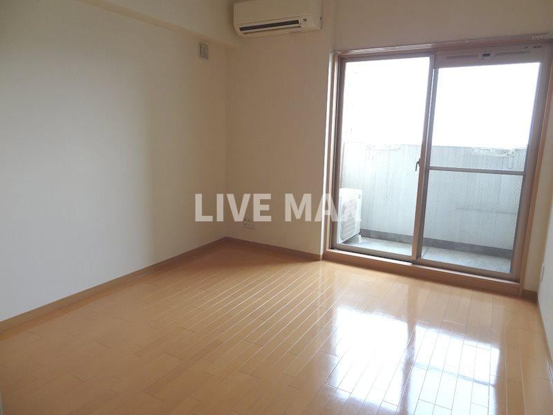 Royal烏丸の物件内観写真