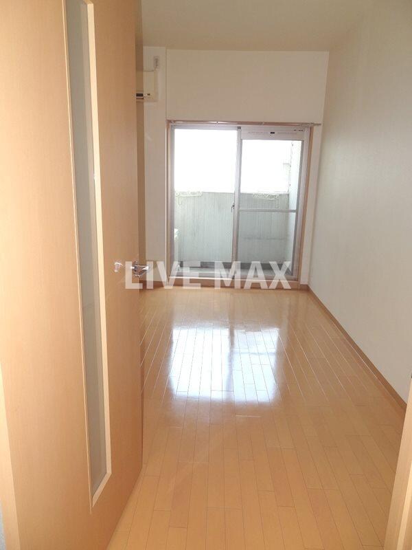 Royal烏丸の物件内観写真