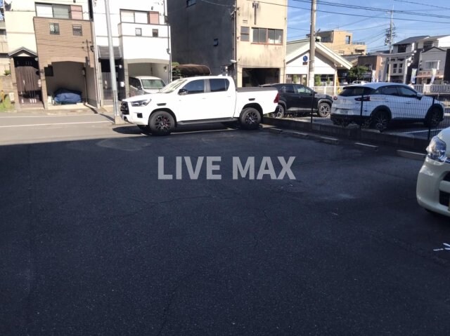 プレジール西ノ京の物件外観写真