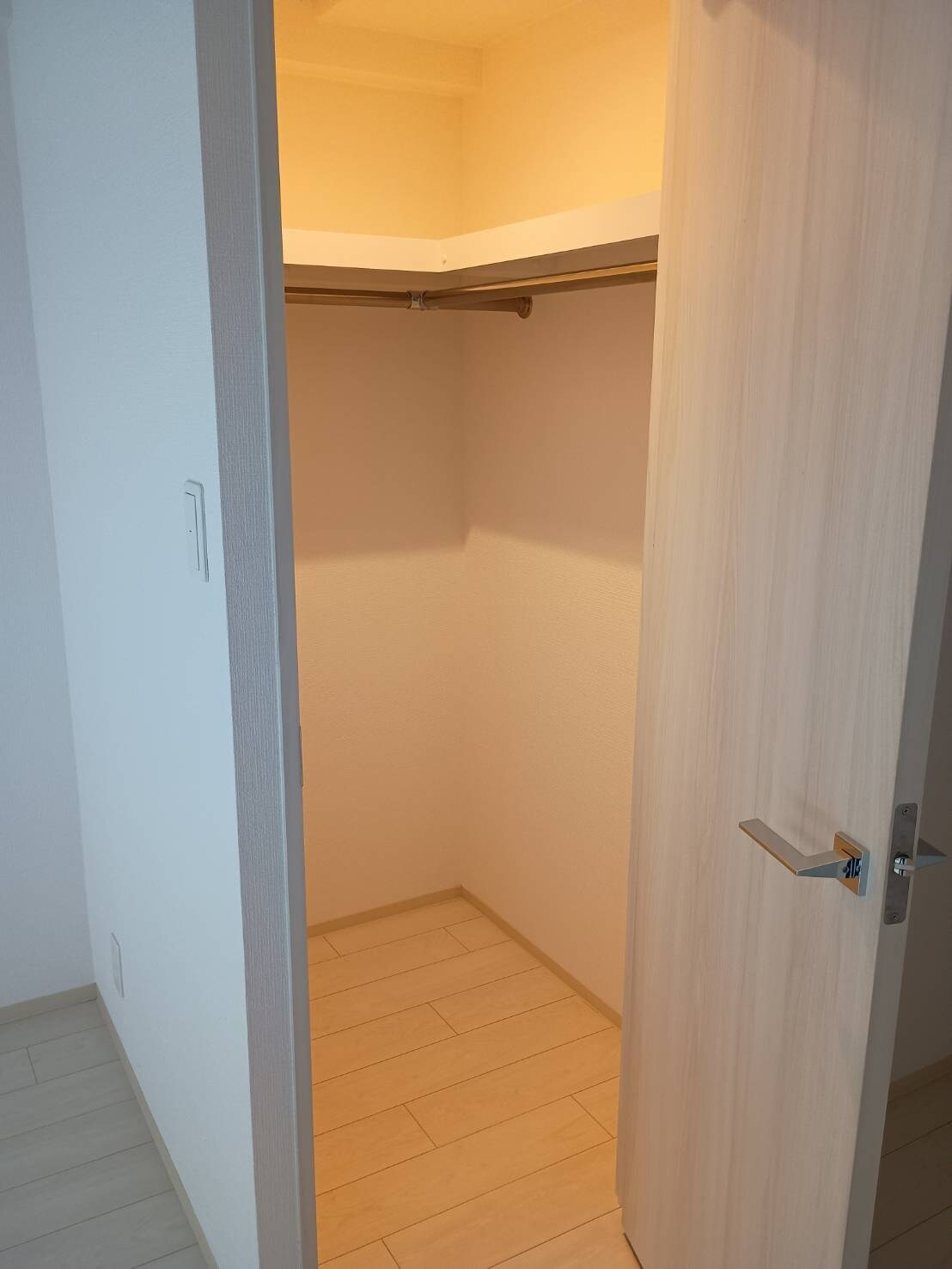 エスリード京都梅小路の物件内観写真