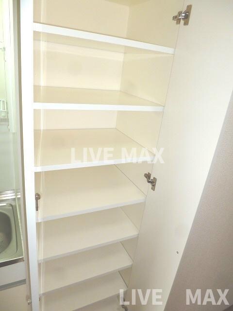 エステムコート御所南の物件内観写真