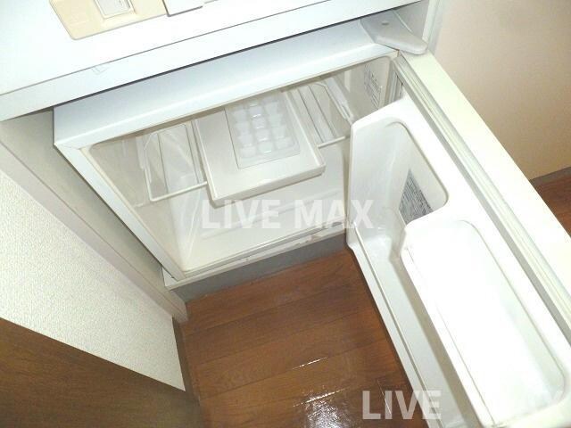 エステムコート御所南の物件内観写真