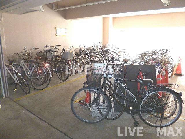 エステムコート御所南の物件内観写真