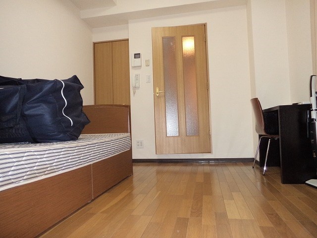 プレサンス京都二条城前の物件内観写真