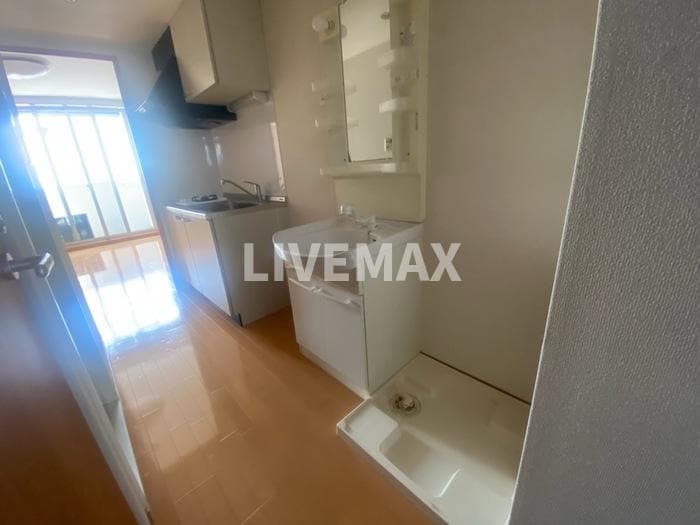 カスタリア京都西七条の物件内観写真