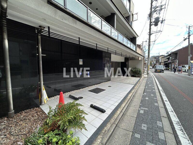 イーグルコート三条京阪の物件外観写真