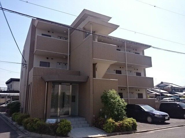 マ・ピエースの物件外観写真