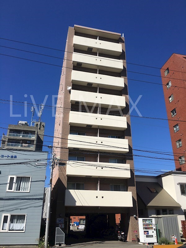 Ａｚｚｕｒｒｉ　Ｇａｒｄｅｎ山鼻の物件外観写真