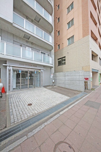 AMSTOWER南6条の物件外観写真