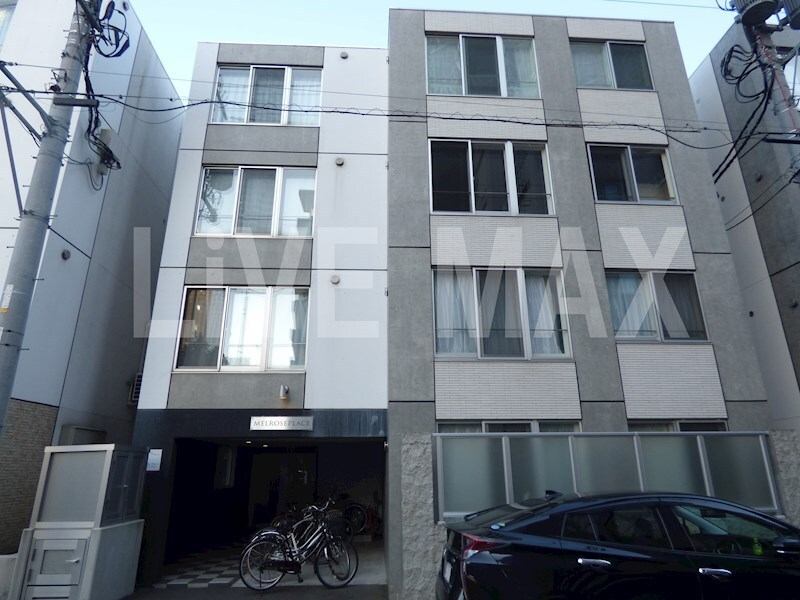 ユニエトワール札幌北9条の物件外観写真