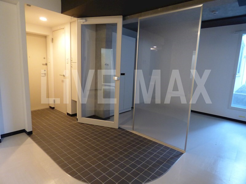 ユニエトワール札幌北9条の物件外観写真