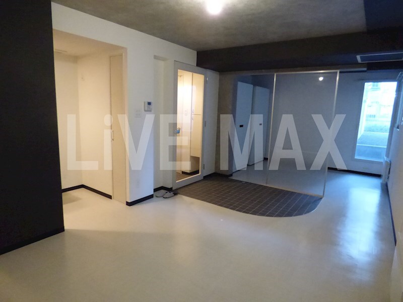 ユニエトワール札幌北9条の物件外観写真