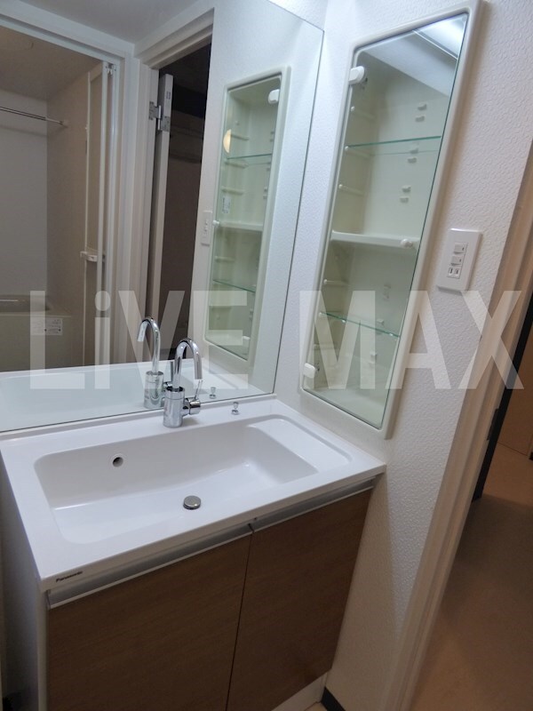 ユニエトワール札幌北9条の物件内観写真