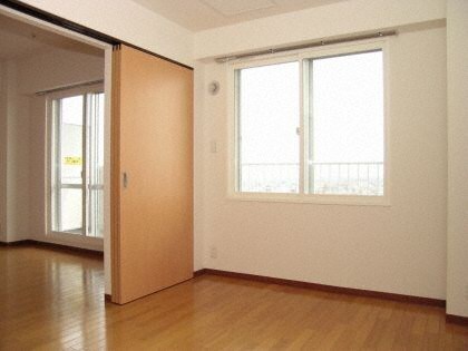 ティアラタワー中島倶楽部の物件内観写真