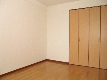 ティアラタワー中島倶楽部の物件内観写真