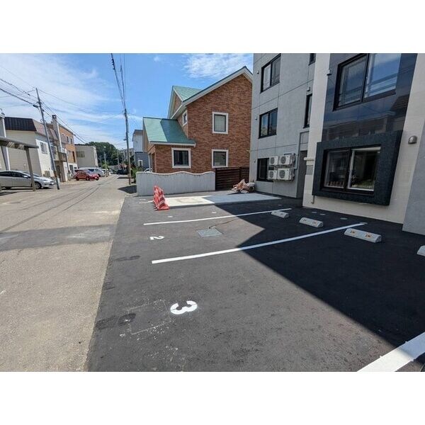 moderno　HASSAMU(モデルノ発寒)の物件外観写真