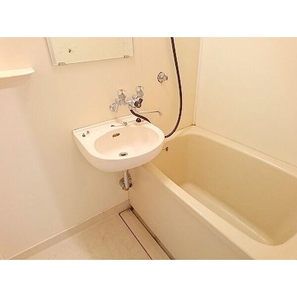 プレジール山鼻の物件内観写真