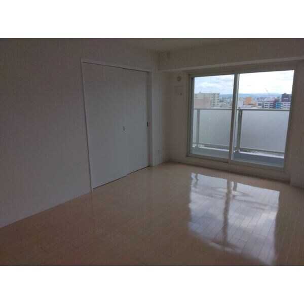 レジディア大通公園の物件内観写真