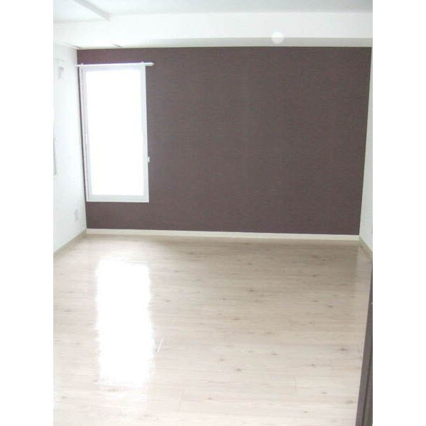 ロワシャルマンの物件内観写真