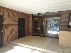 ティアラ資生館の物件外観写真