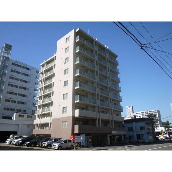 セルベッサ札幌レジデンスの物件外観写真