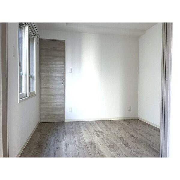 グランドサクセスピスタの物件内観写真