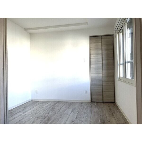 グランドサクセスピスタの物件内観写真