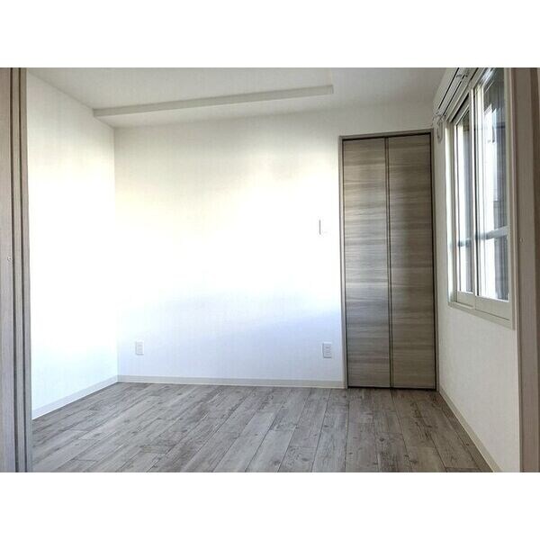 グランドサクセスピスタの物件内観写真