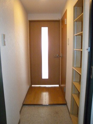 サンテラス宮の森の物件内観写真