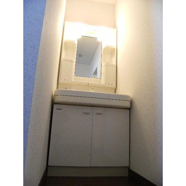 金盛マンション B棟の物件内観写真