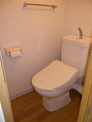 シャンドール宮の森の物件内観写真