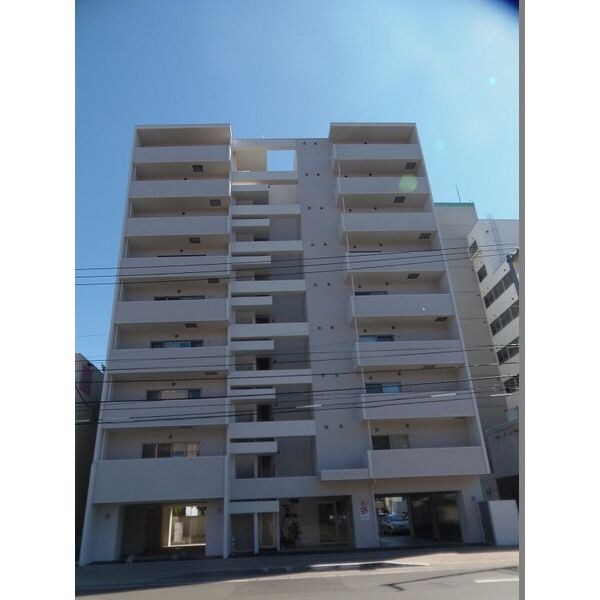 VIOLETTA （ヴィオレッタ）の物件外観写真